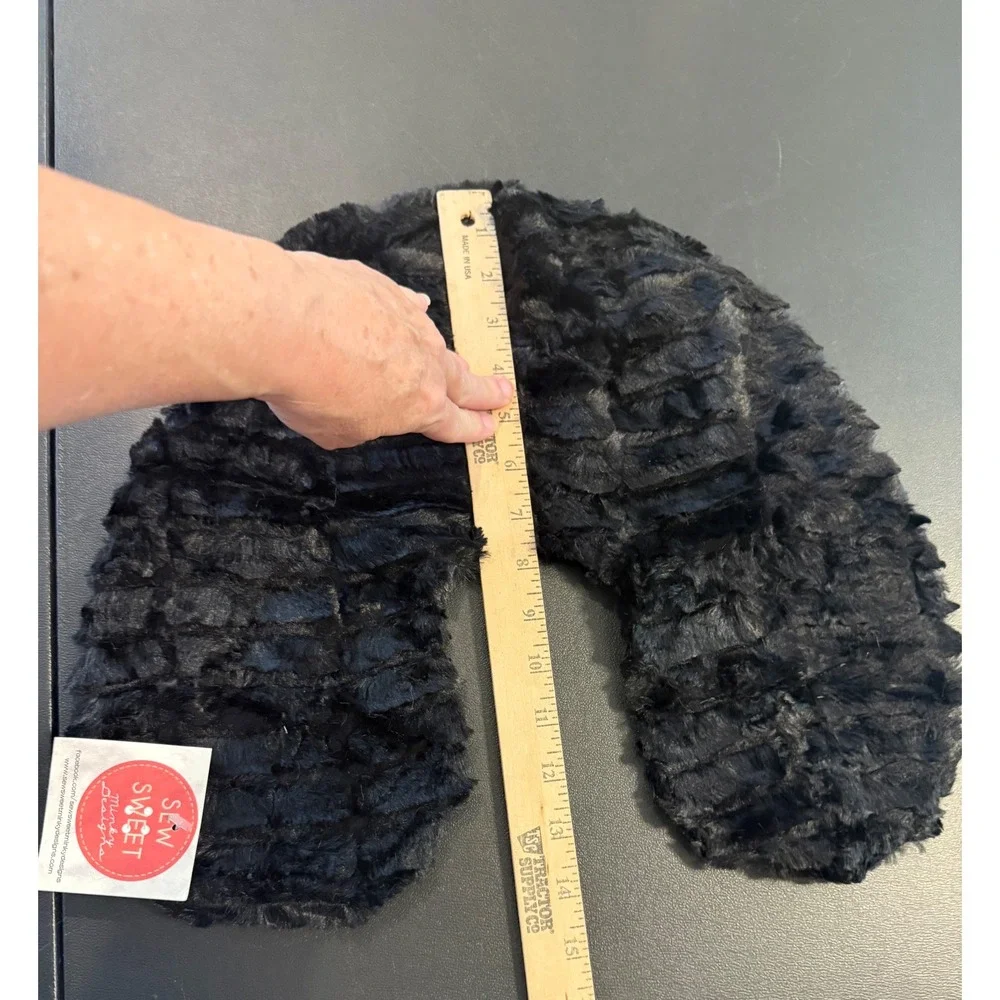 Sew Sweet Minky Designs Travel Neck Pillow Black Plush Textured Cozy Luxury NEW